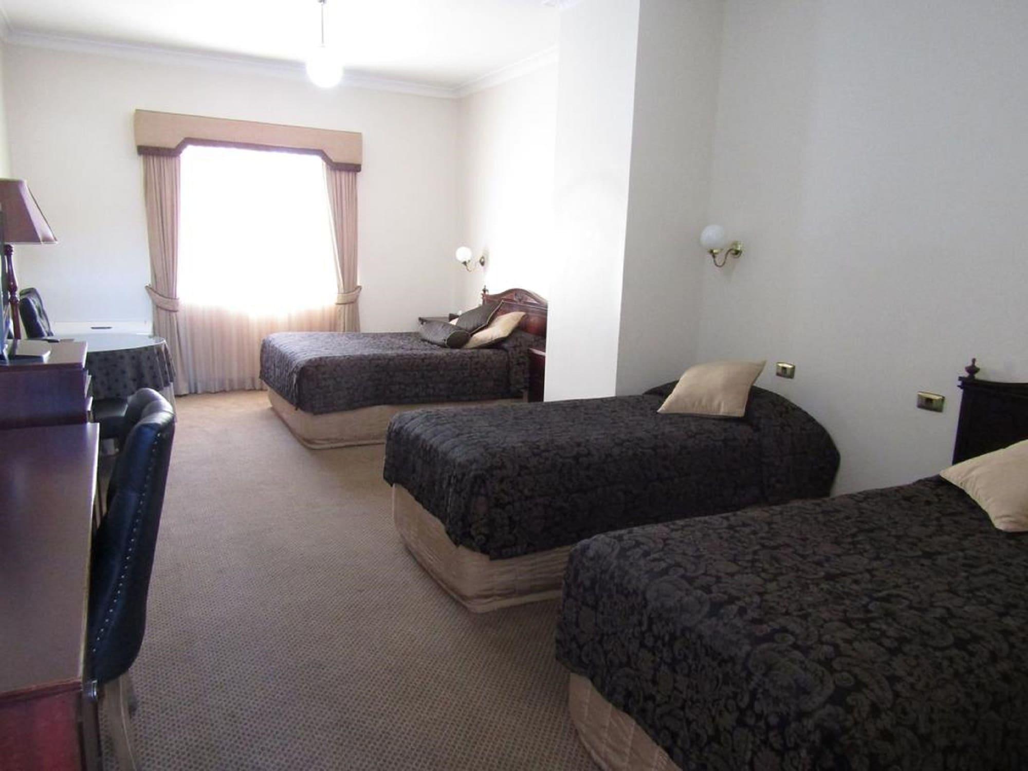 Australian Heritage Motor Inn Dubbo Bagian luar foto