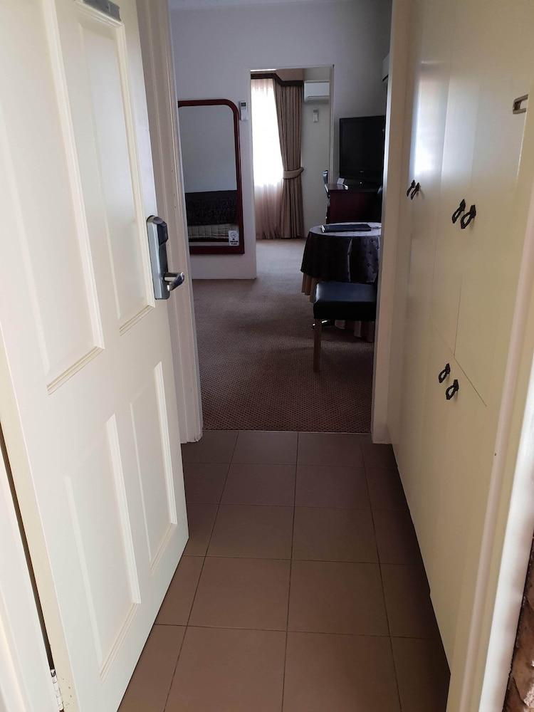 Australian Heritage Motor Inn Dubbo Bagian luar foto